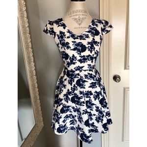 Lulus floral dress
